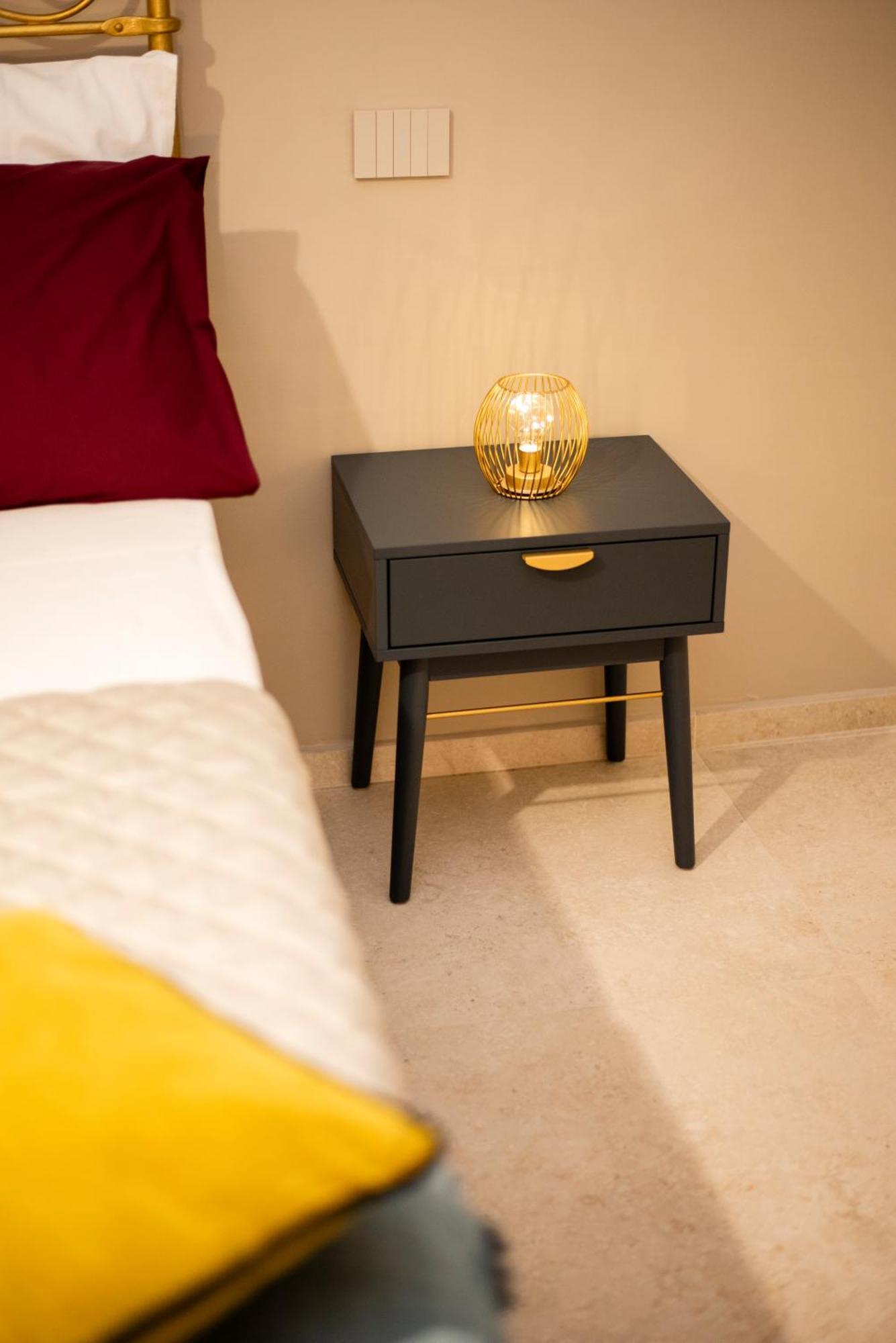 Pi'S Apartments Comfort & Chill San Nicola La Strada Eksteriør billede